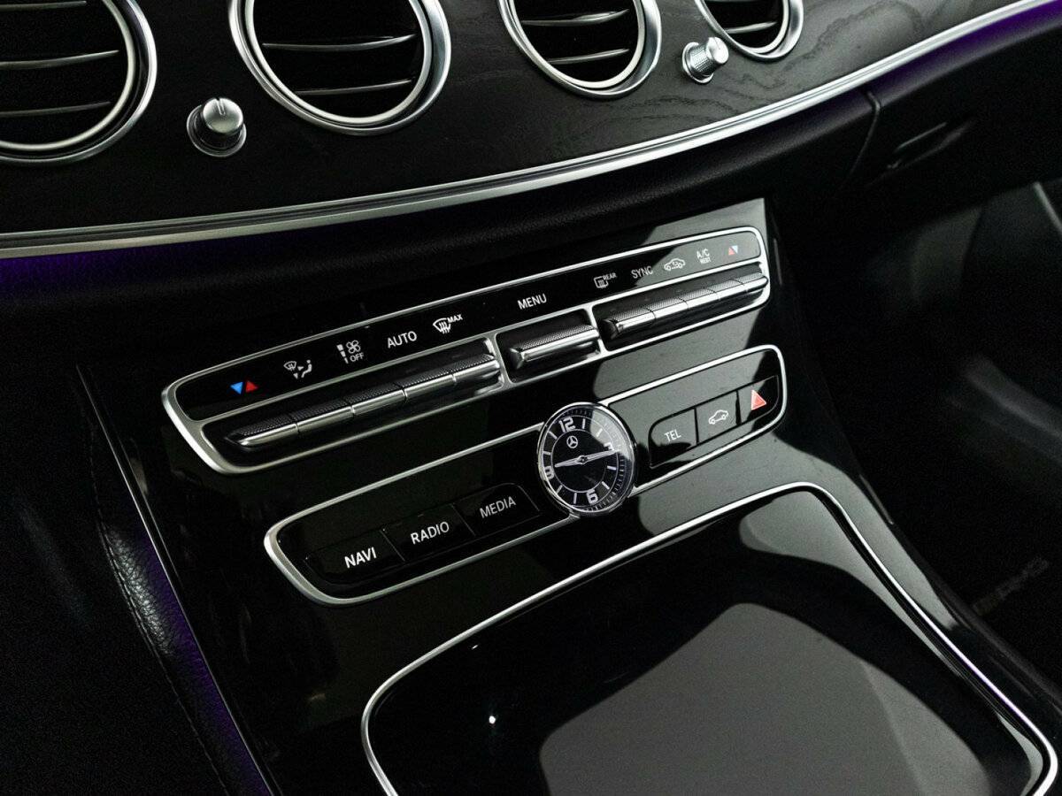 Купить Mercedes-Benz E-Класс 300, 2017, 119 835 км, фото №14