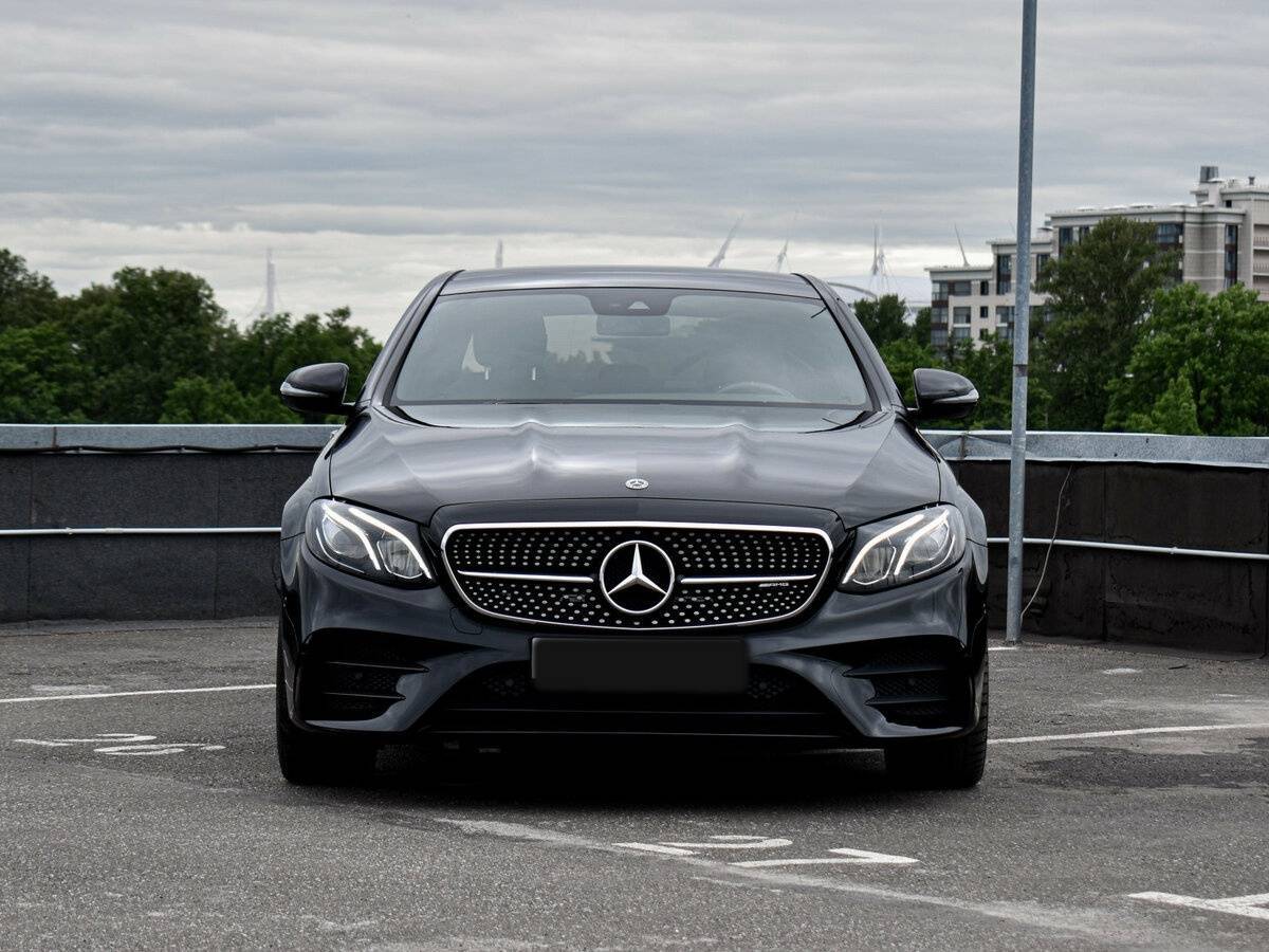 Mercedes-Benz E-Класс AMG