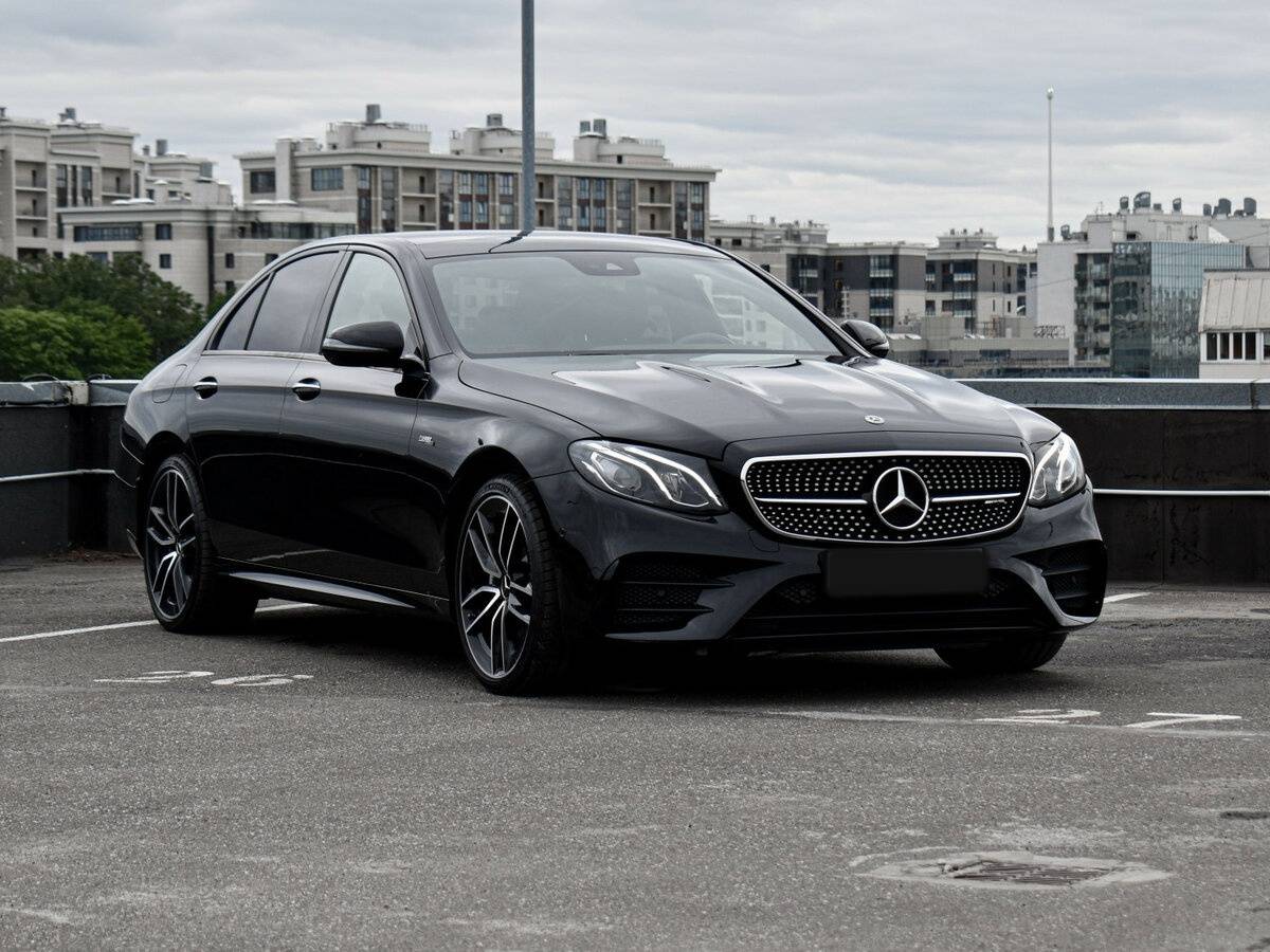Mercedes-Benz E-Класс AMG