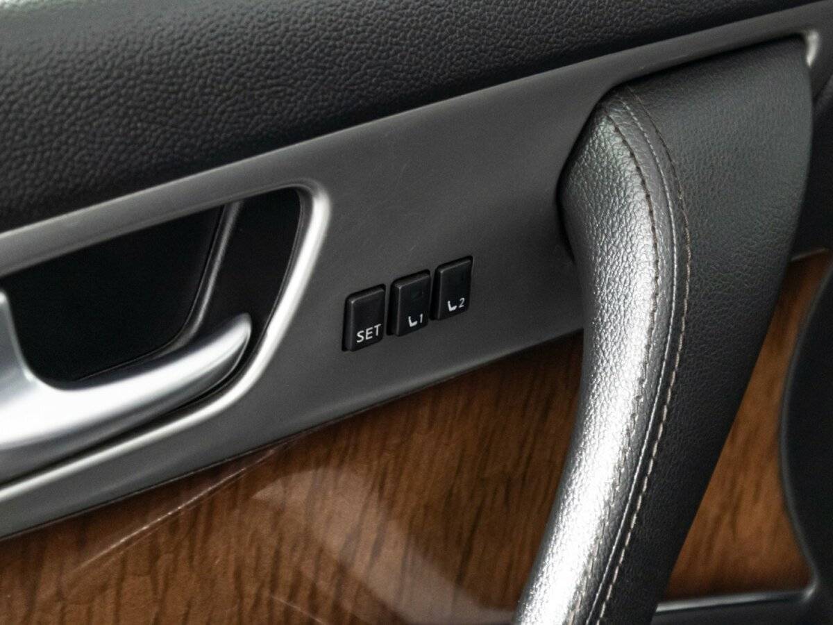 Купить Infiniti QX70, 2014, 228 421 км, фото №18