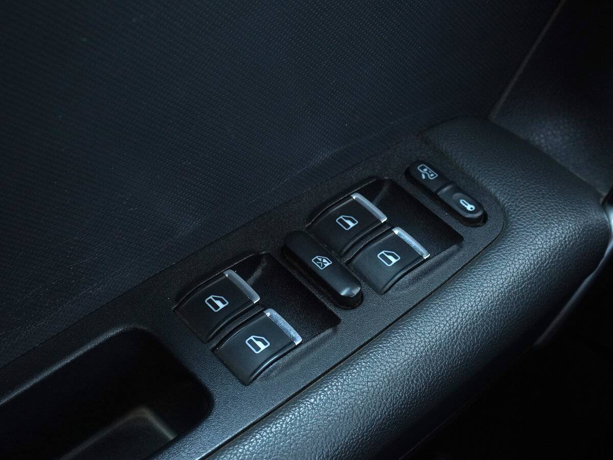 Купить Chery Tiggo 3, 2017, 180 000 км, фото №17