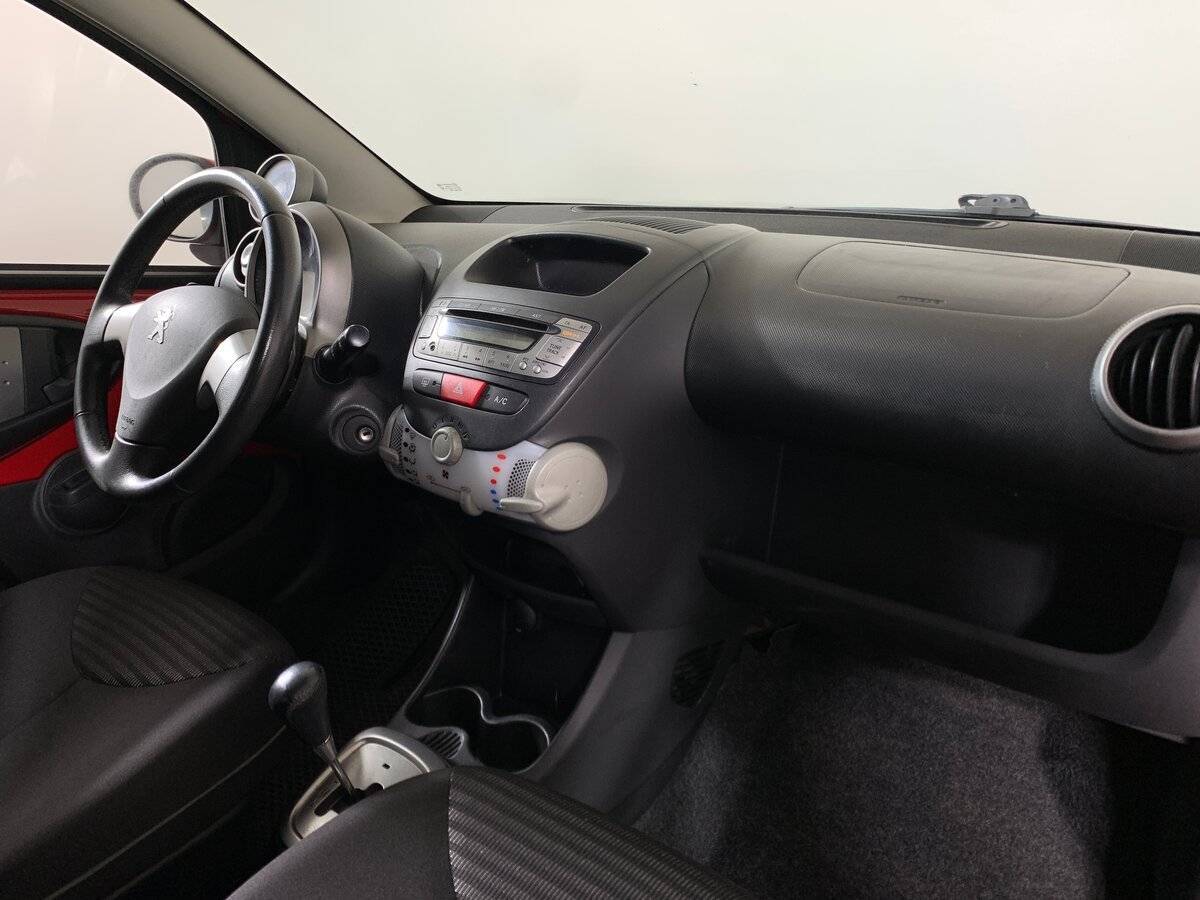 Купить Peugeot 107, 2012, 125 147 км, фото №13