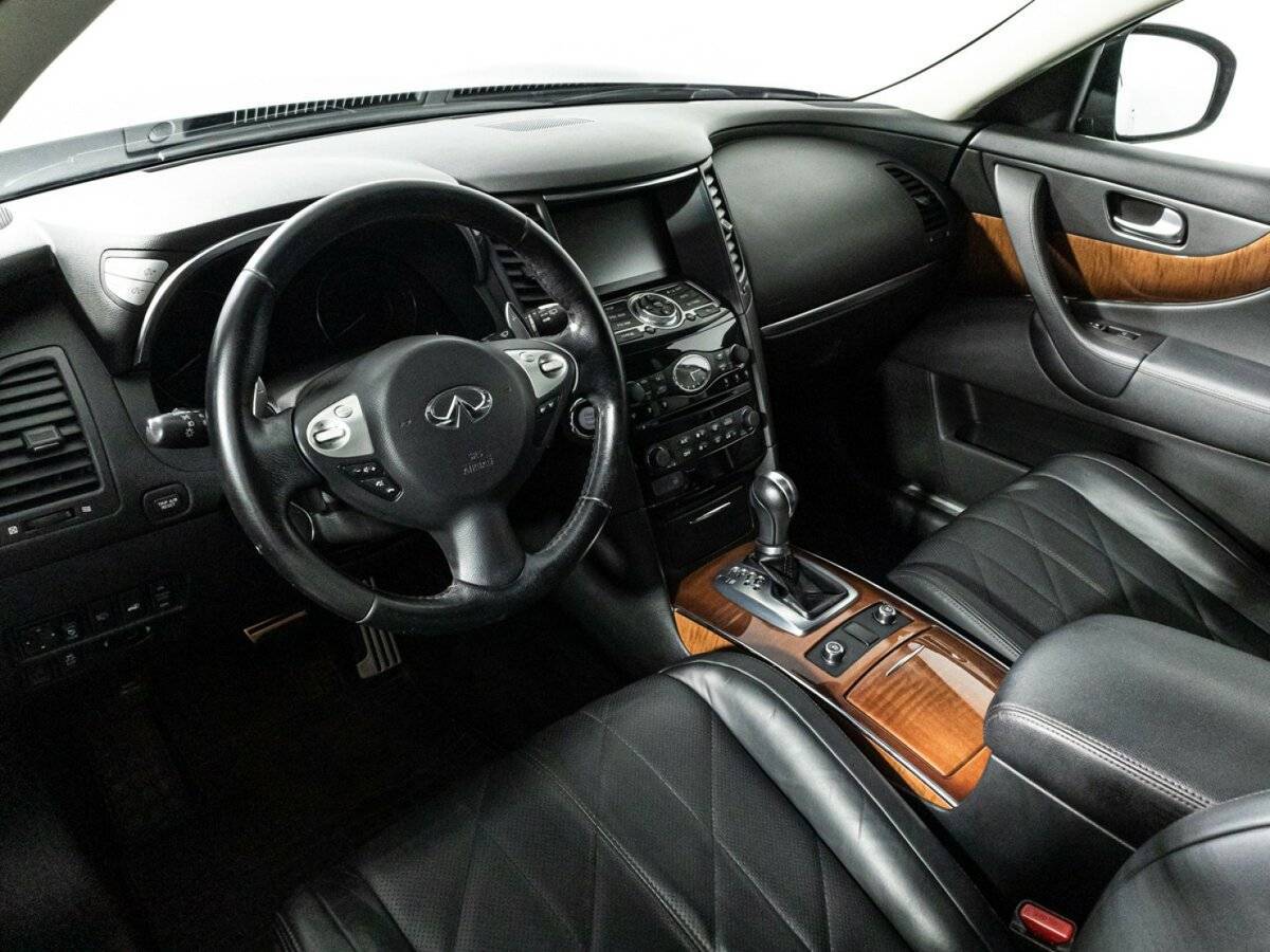 Купить Infiniti QX70, 2016, 107 557 км, фото №11