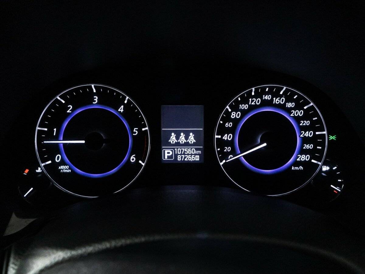 Купить Infiniti QX70, 2016, 107 557 км, фото №12