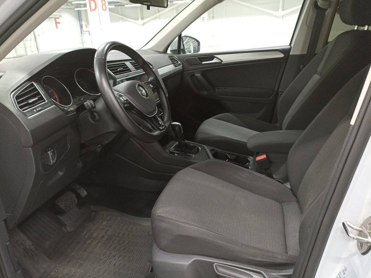 Купить Volkswagen Tiguan, 2019, 98 880 км, фото №16