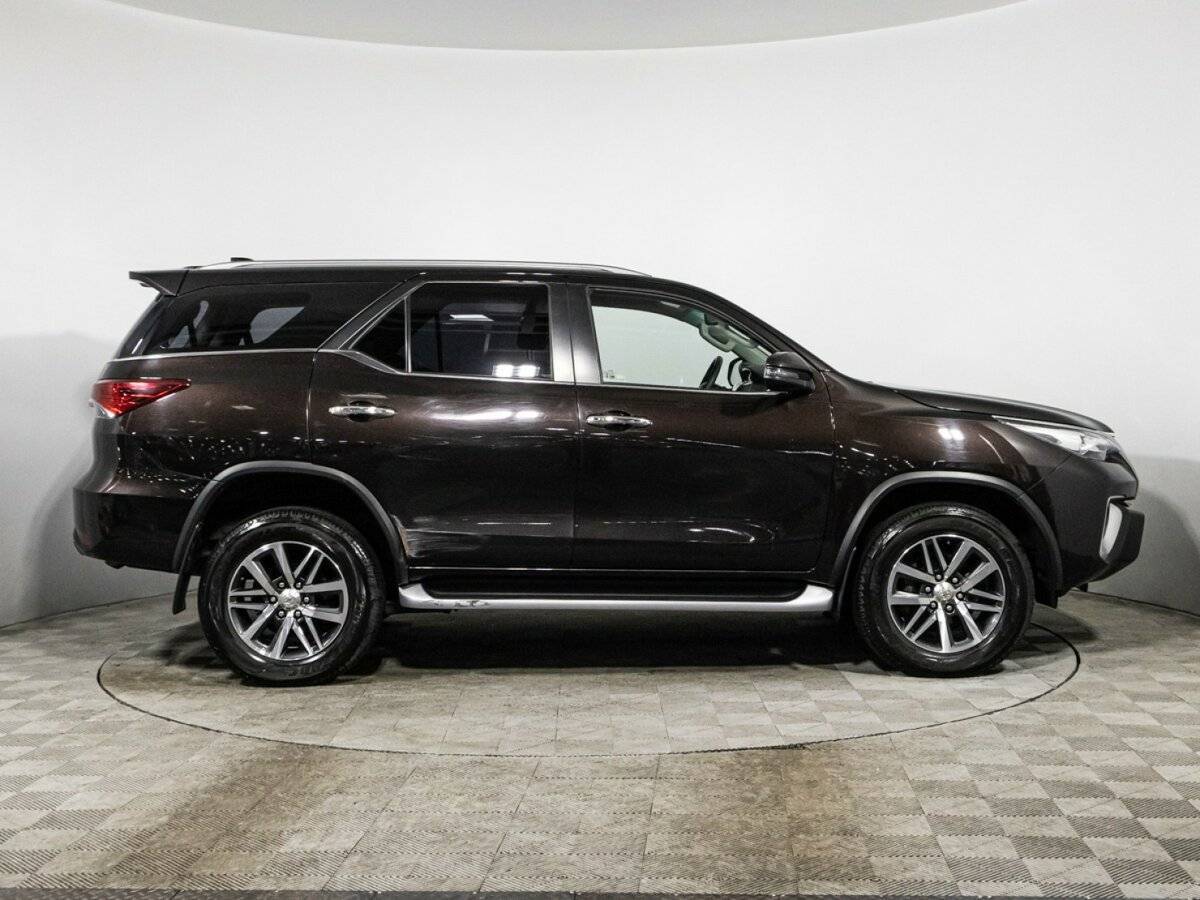 Купить Toyota Fortuner, 2017, 72 296 км, фото №4