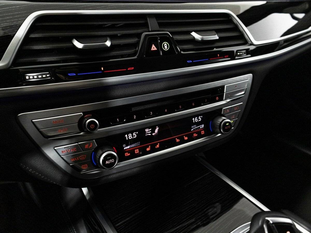 Купить BMW 7 серии 730d xDrive, 2020, 52 772 км, фото №21