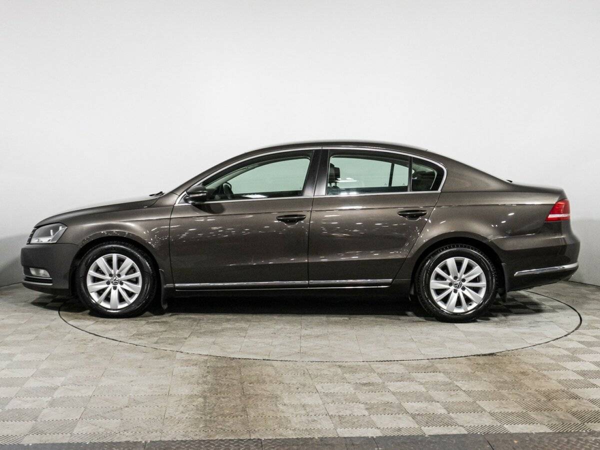 Купить Volkswagen Passat, 2011, 229 885 км, фото №8