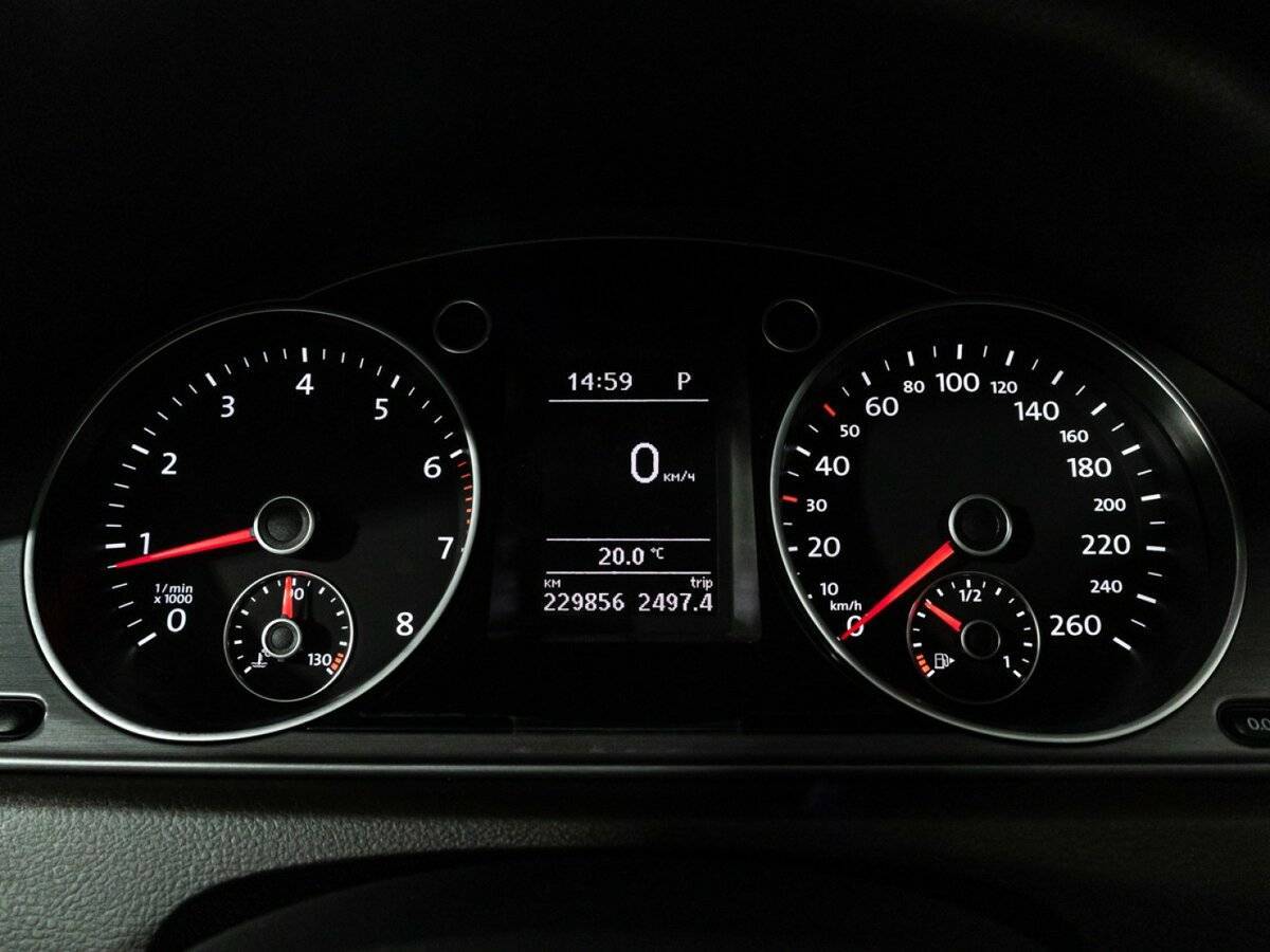 Купить Volkswagen Passat, 2011, 229 885 км, фото №12