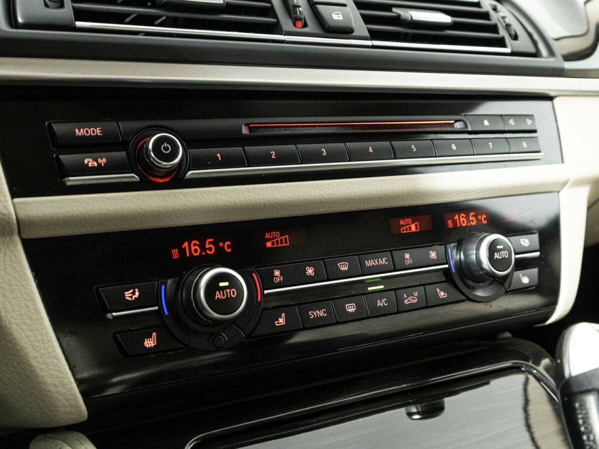 Купить BMW 5 серии 530d xDrive, 2016, 211 660 км, фото №23