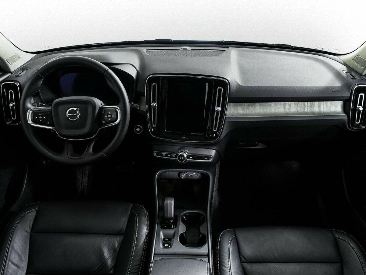 Купить Volvo XC40, 2023, 1 500 км, фото №11