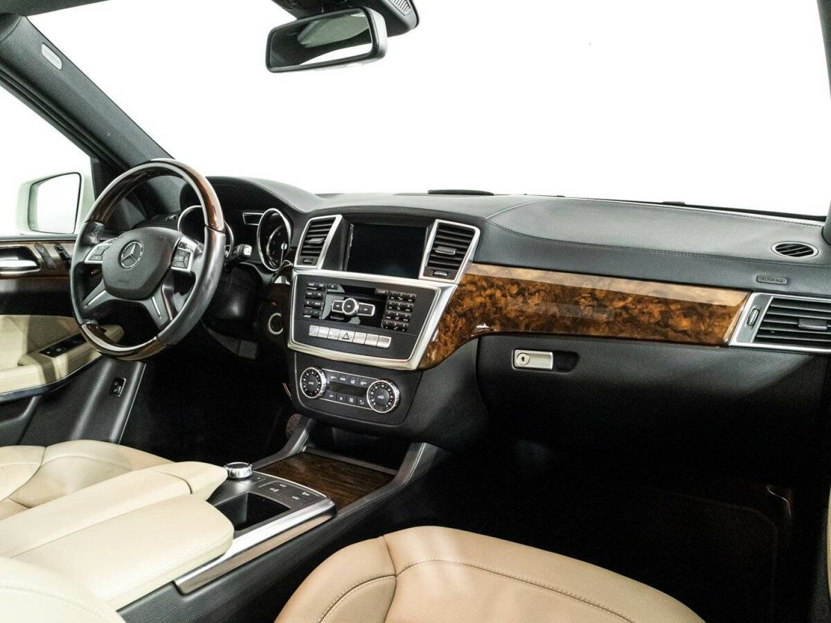 Купить Mercedes-Benz GL-Класс 400, 2014, 86 746 км, фото №9