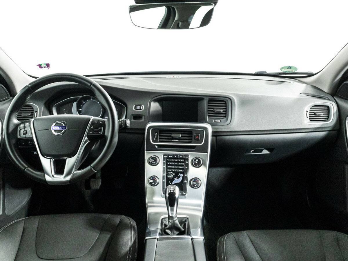 Купить Volvo V60 Cross Country, 2018, 218 570 км, фото №13