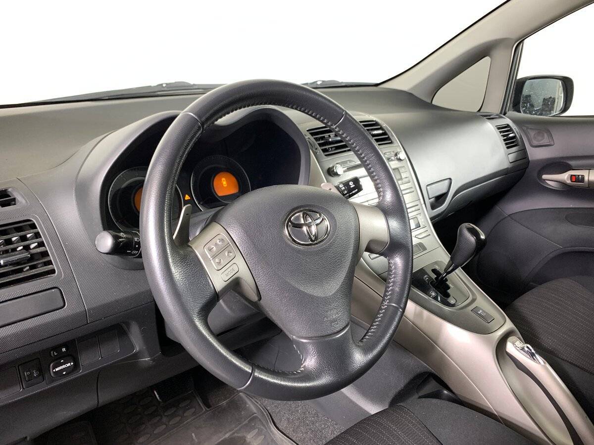 Купить Toyota Auris, 2007, 127 007 км, фото №11