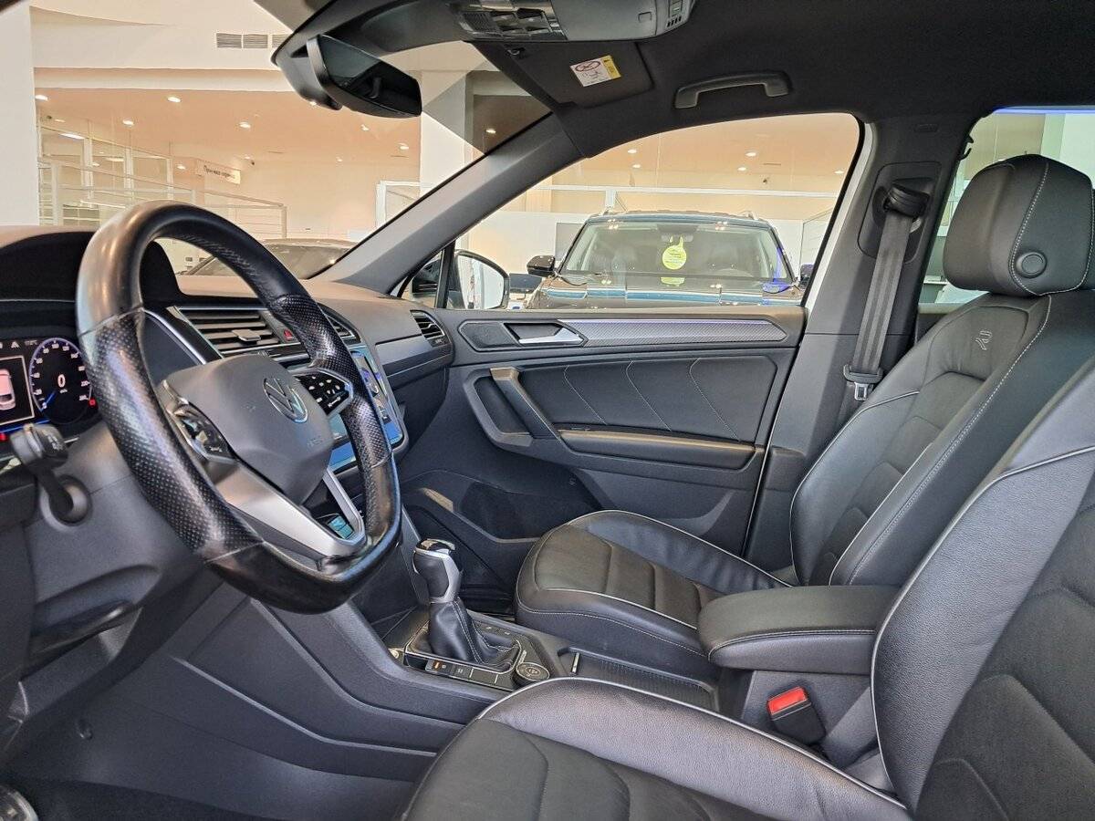 Купить Volkswagen Tiguan, 2021, 78 698 км, фото №16