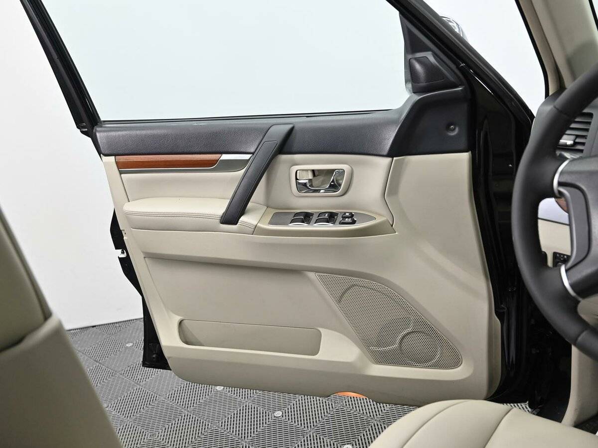 Купить Mitsubishi Pajero, 2008, 189 000 км, фото №7