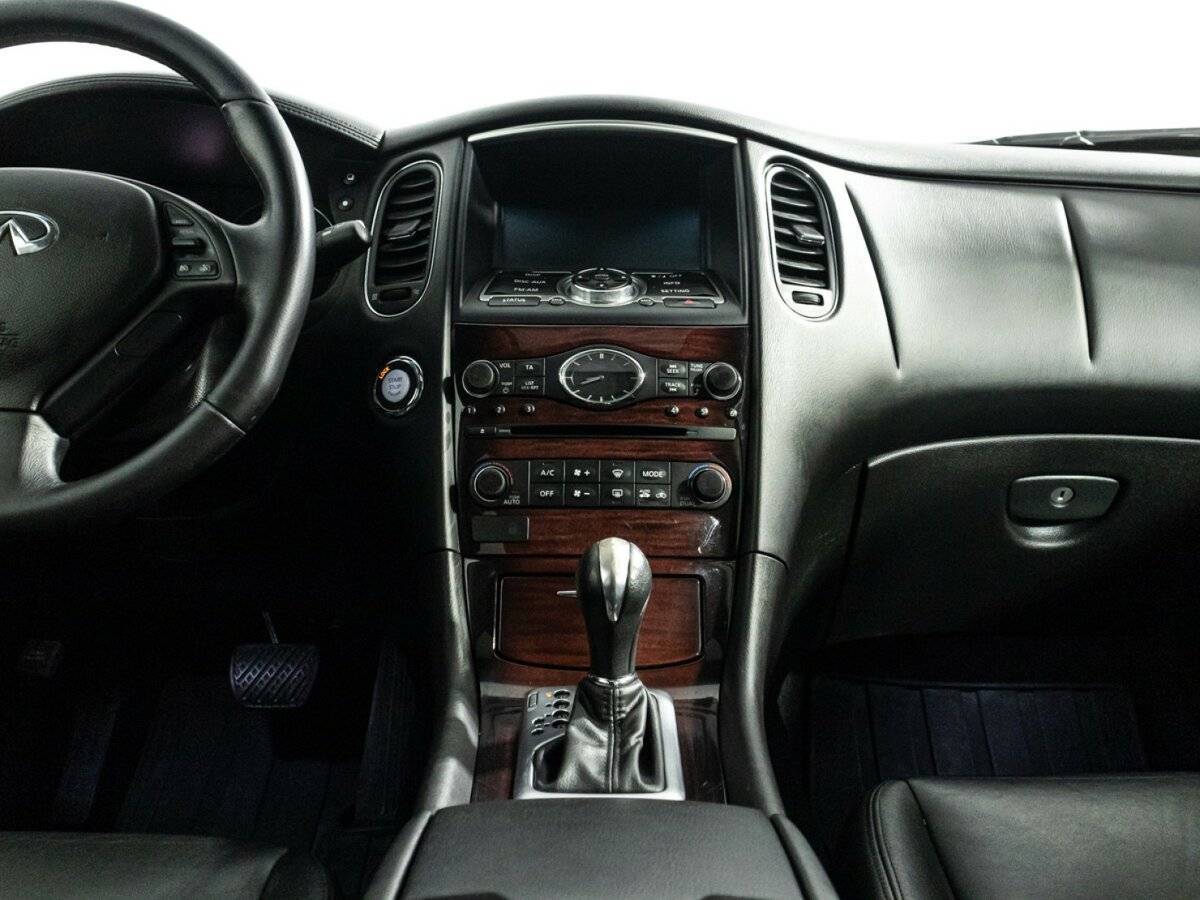 Купить Infiniti QX50, 2015, 142 689 км, фото №14