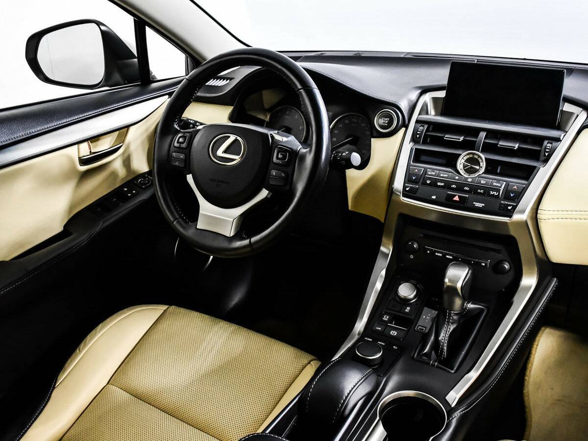 Купить Lexus NX 200t, 2015, 70 796 км, фото №9