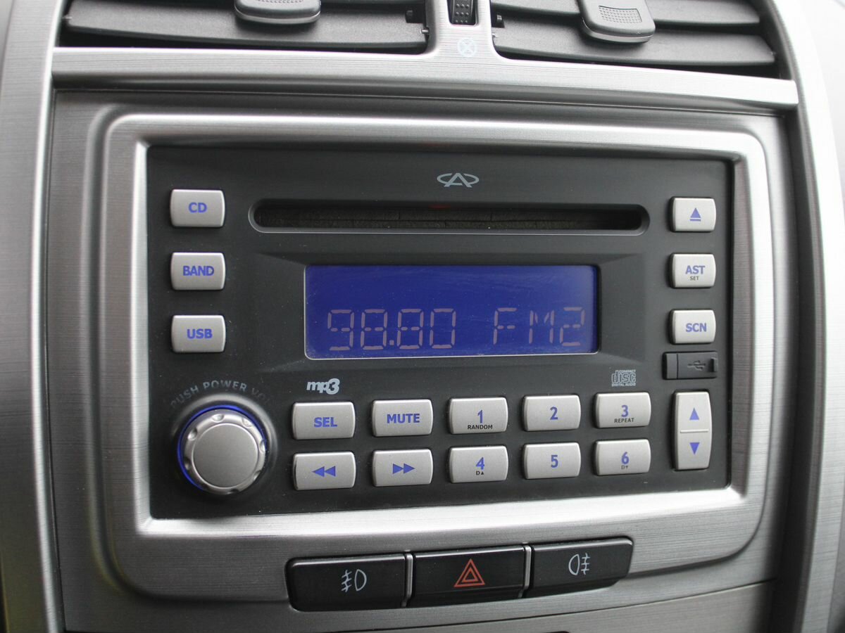 Купить Chery Tiggo (T11) I Рестайлинг (FL), 2015, 86 108 км, фото №12