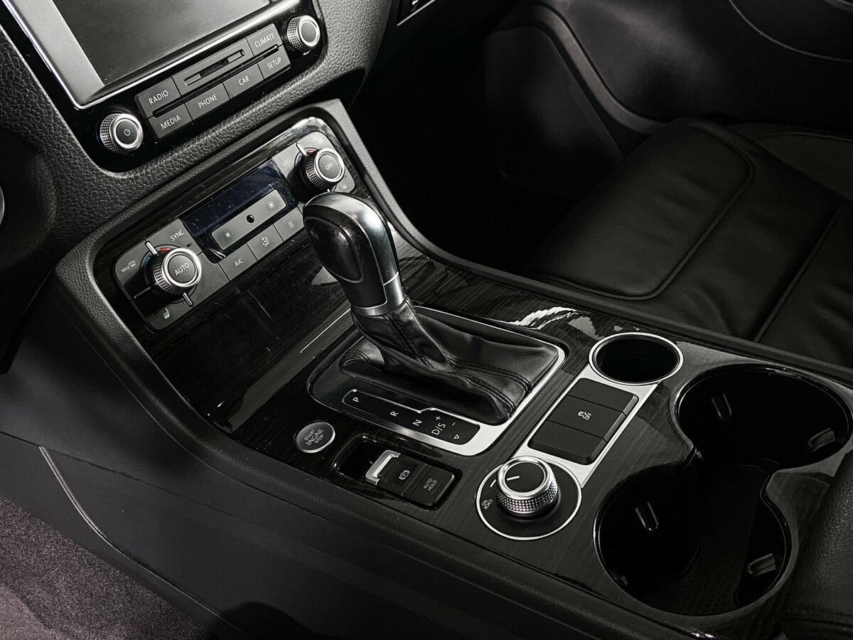 Купить Volkswagen Touareg II Рестайлинг, 2015, 133 612 км, фото №15