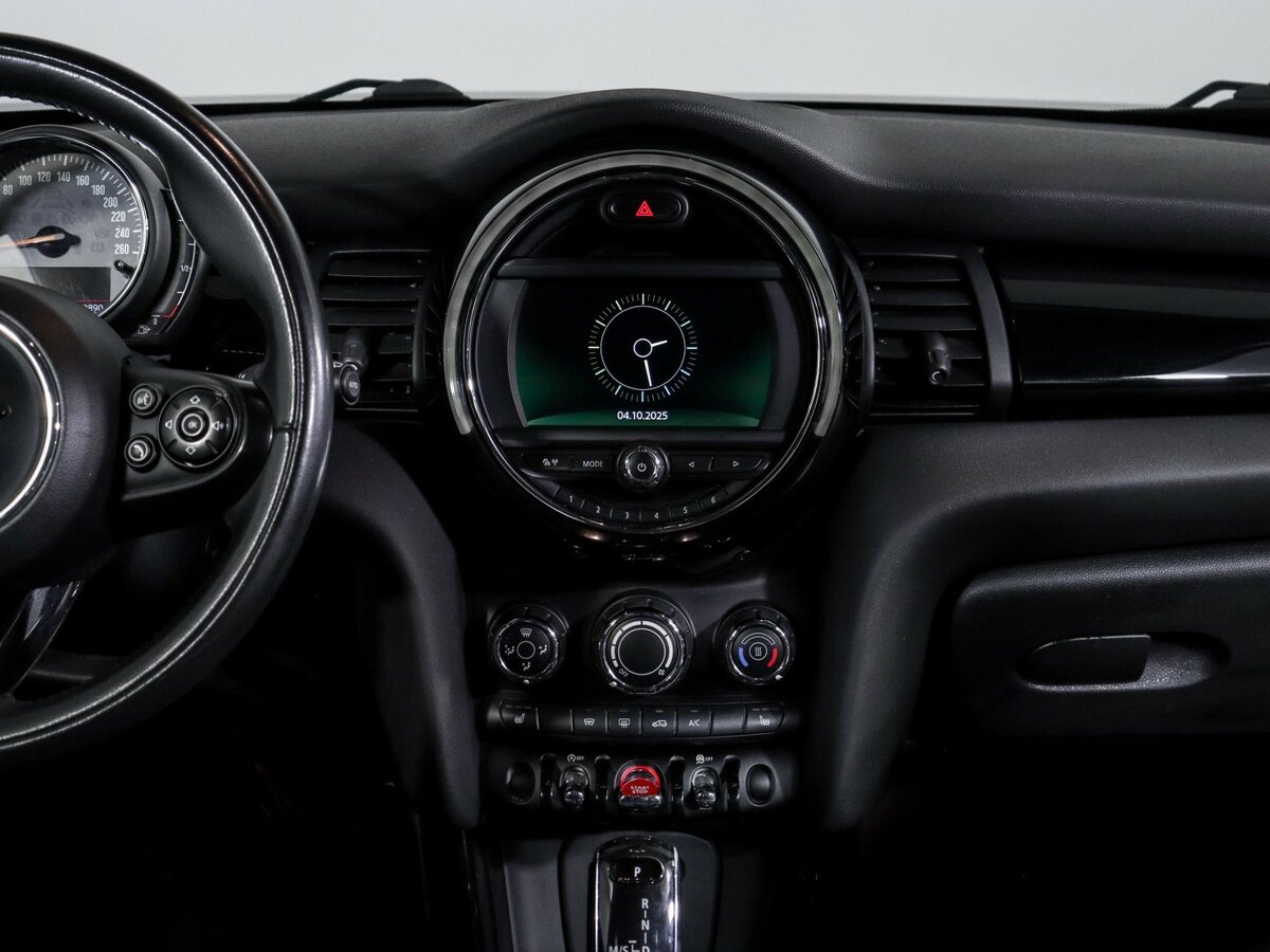 Купить Mini Hatch Cooper III (F55/F56) Рестайлинг, 2018, 98 367 км, фото №11