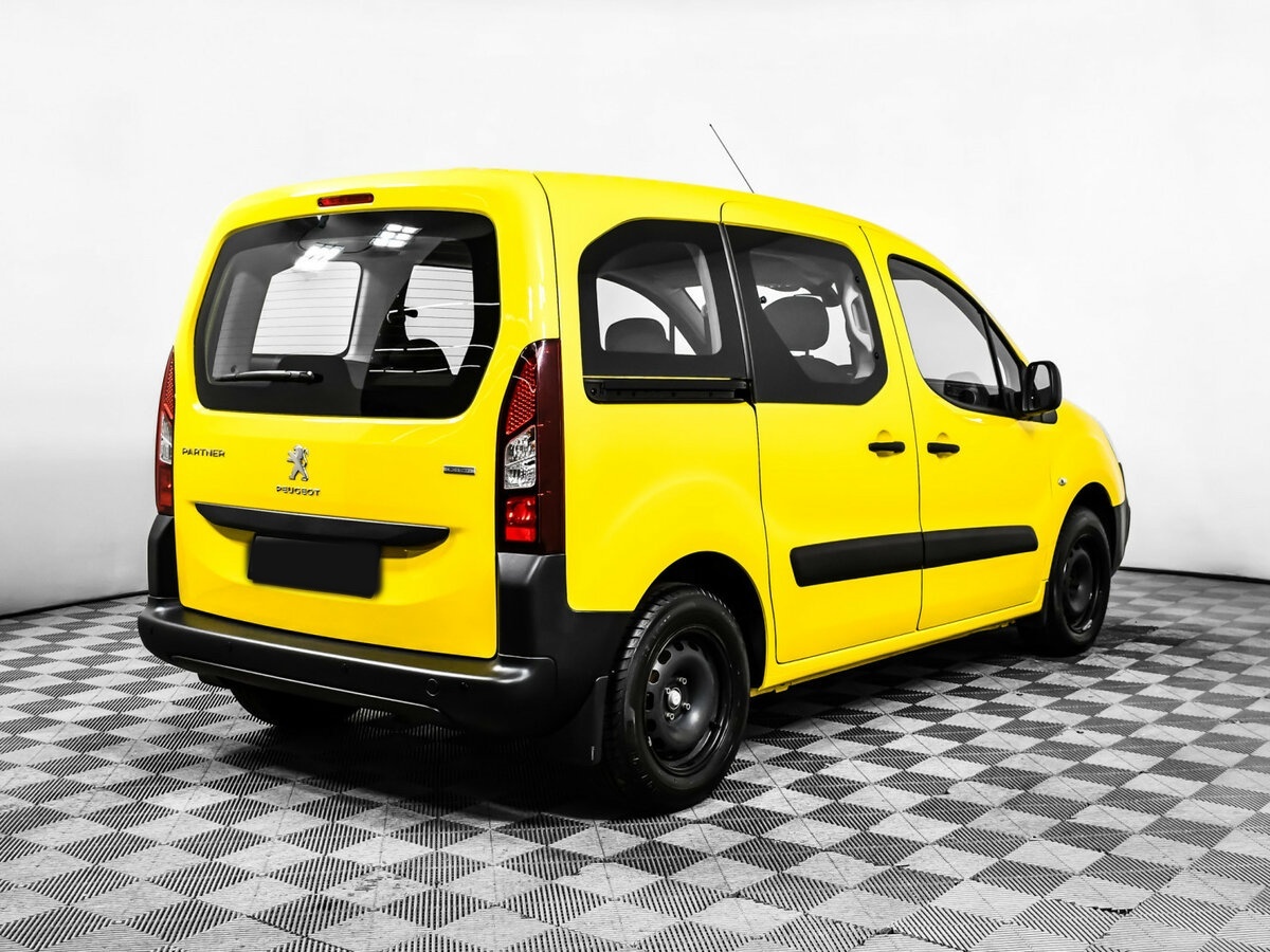 Купить Peugeot Partner Crossway II Рестайлинг 2, 2021, 16 000 км, фото №4