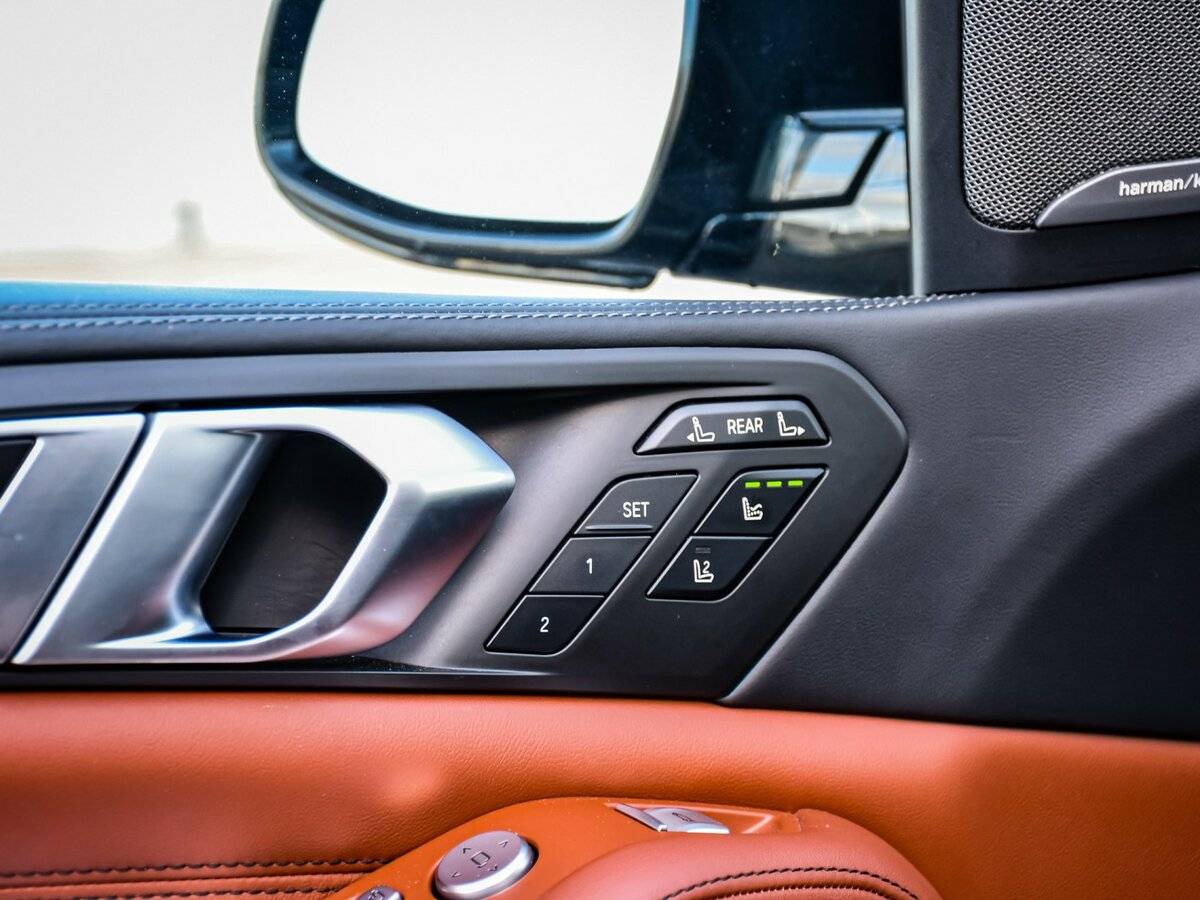 Купить BMW X7 M60i I (G07) Рестайлинг, 2022, 21 000 км, фото №19