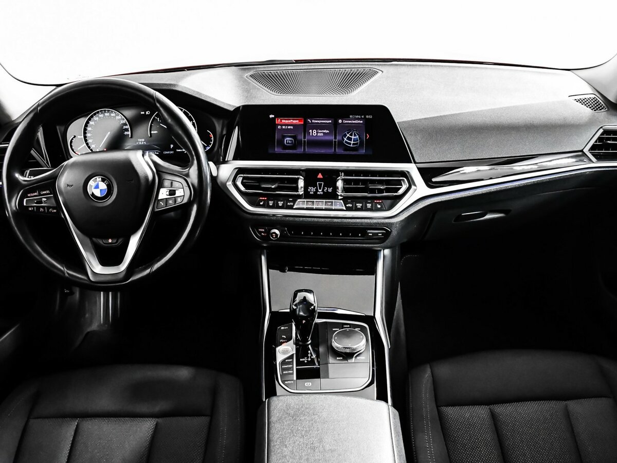 Купить BMW 3 серии 318d VII (G2x), 2019, 80 157 км, фото №9