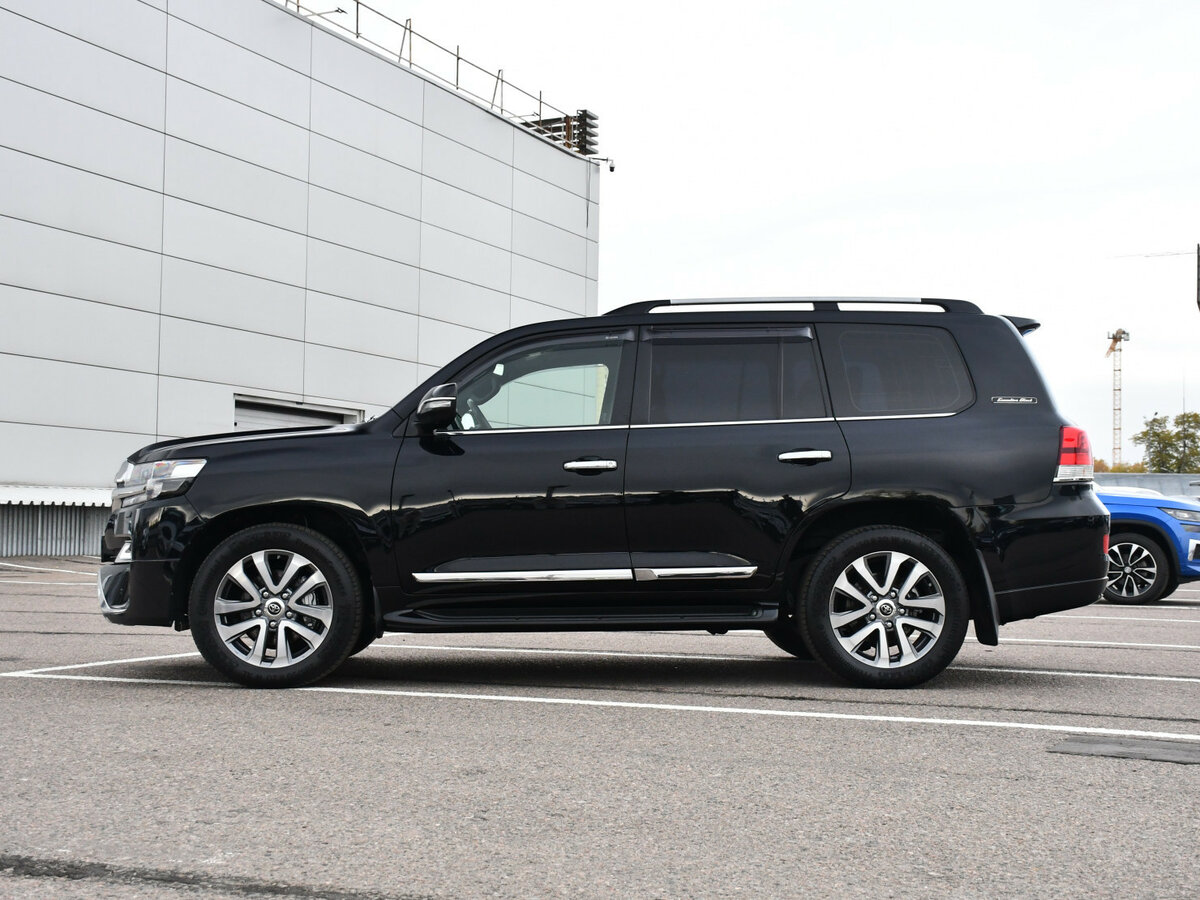 Купить Toyota Land Cruiser 200 Series Рестайлинг 2, 2017, 56 260 км, фото №8