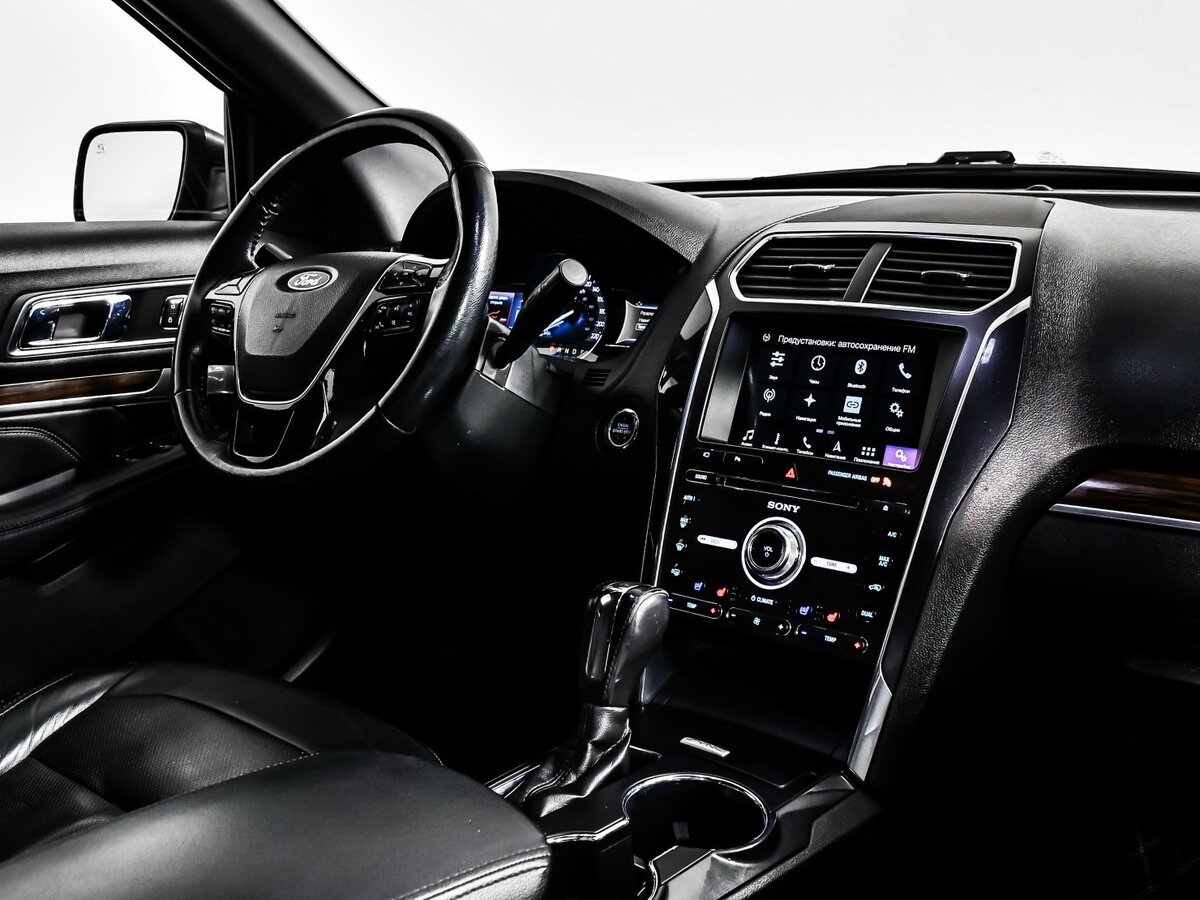 Купить Ford Explorer V Рестайлинг 2, 2018, 119 244 км, фото №9