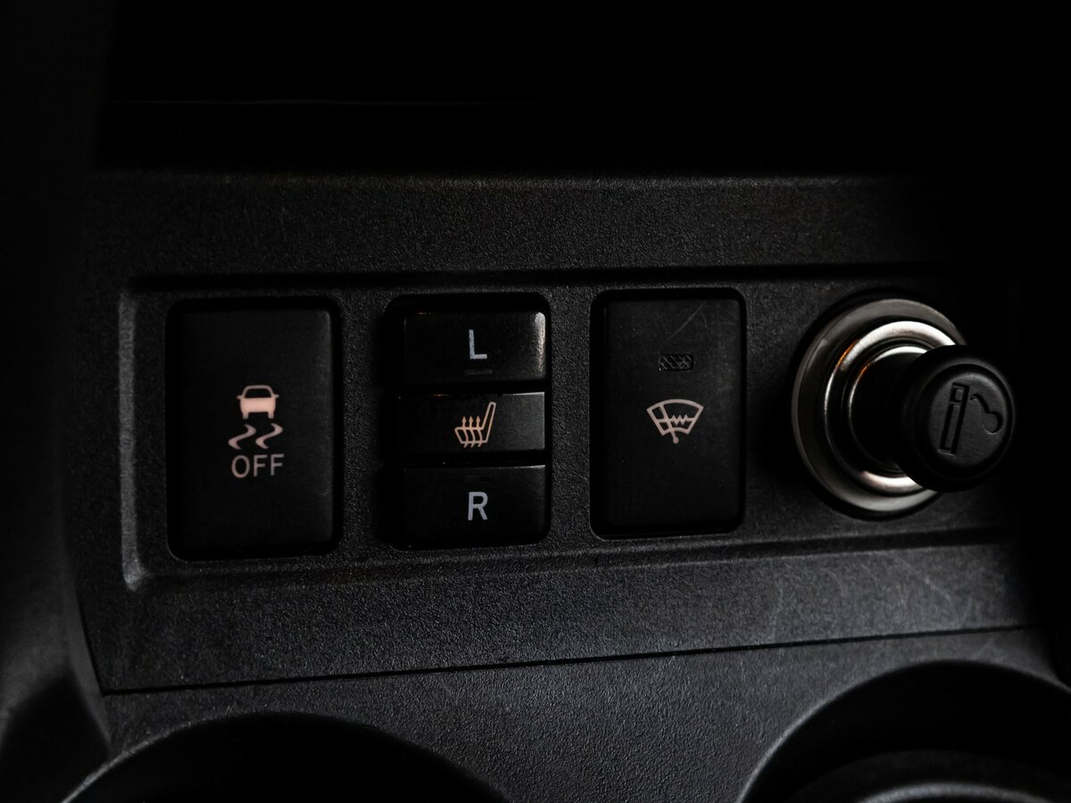 Купить Toyota RAV4 III (XA30) Рестайлинг, 2010, 131 084 км, фото №16