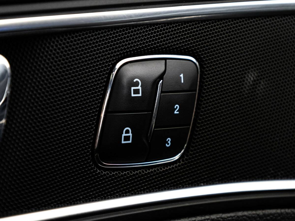 Купить Ford Explorer V Рестайлинг 2, 2019, 131 487 км, фото №16