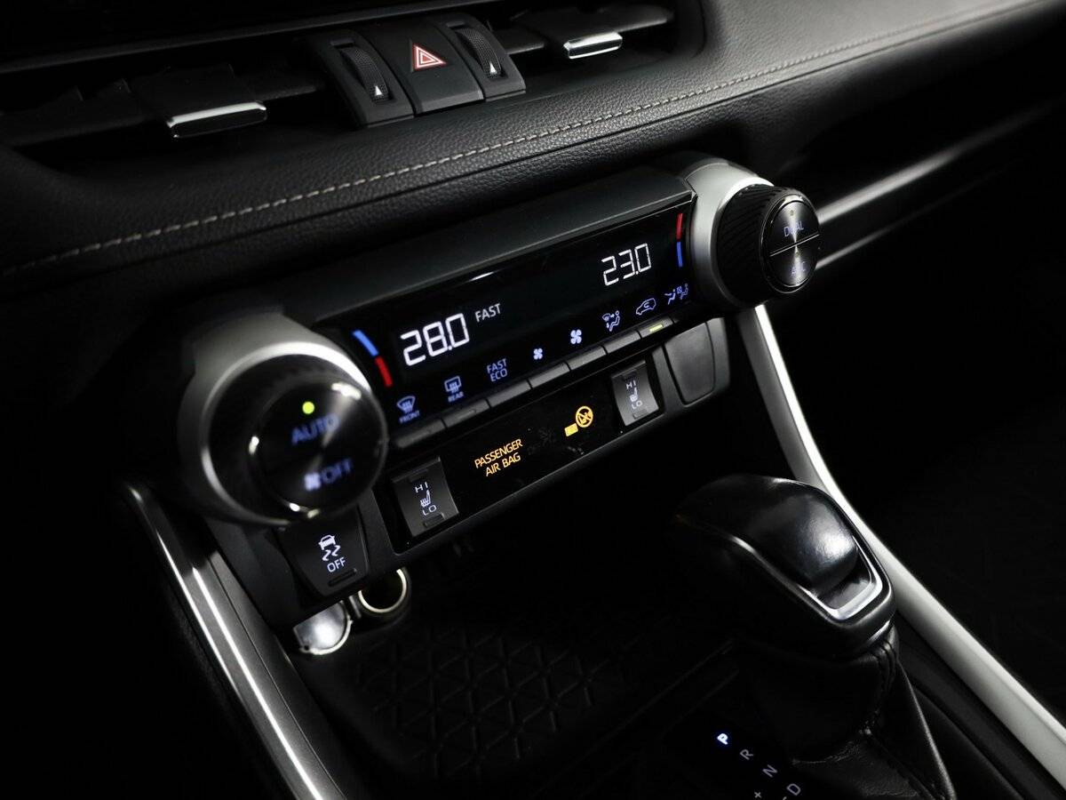 Купить Toyota RAV4 V (XA50), 2019, 109 626 км, фото №20