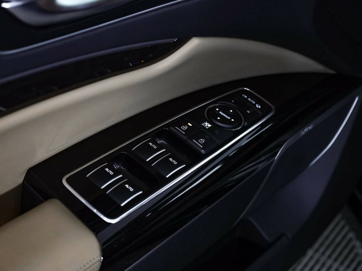 Купить Kia Quoris I Ресталинг 2, 2017, 102 300 км, фото №12