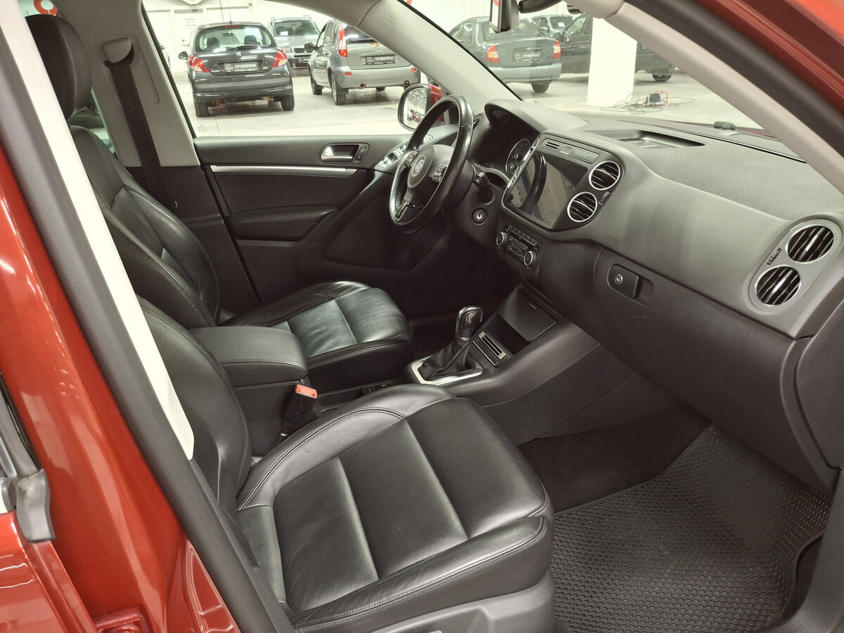 Купить Volkswagen Tiguan I Рестайлинг, 2011, 177 244 км, фото №11