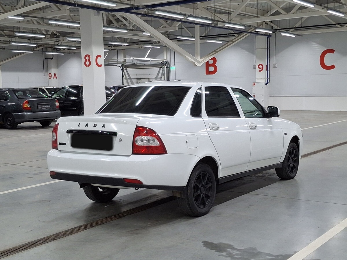 Купить Lada (ВАЗ) Priora I Рестайлинг, 2016, 189 669 км, фото №5