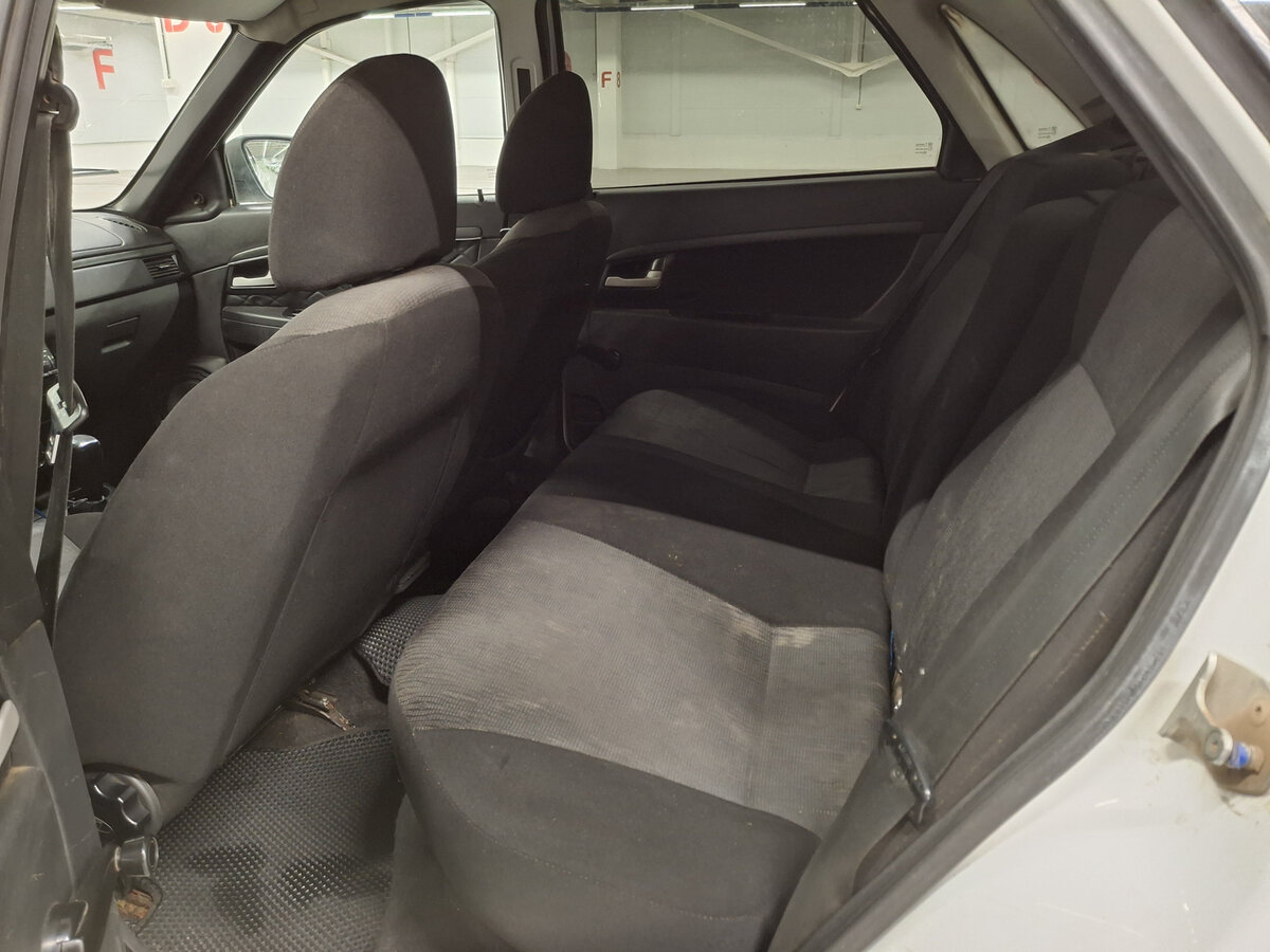 Купить Lada (ВАЗ) Priora I Рестайлинг, 2016, 189 669 км, фото №12