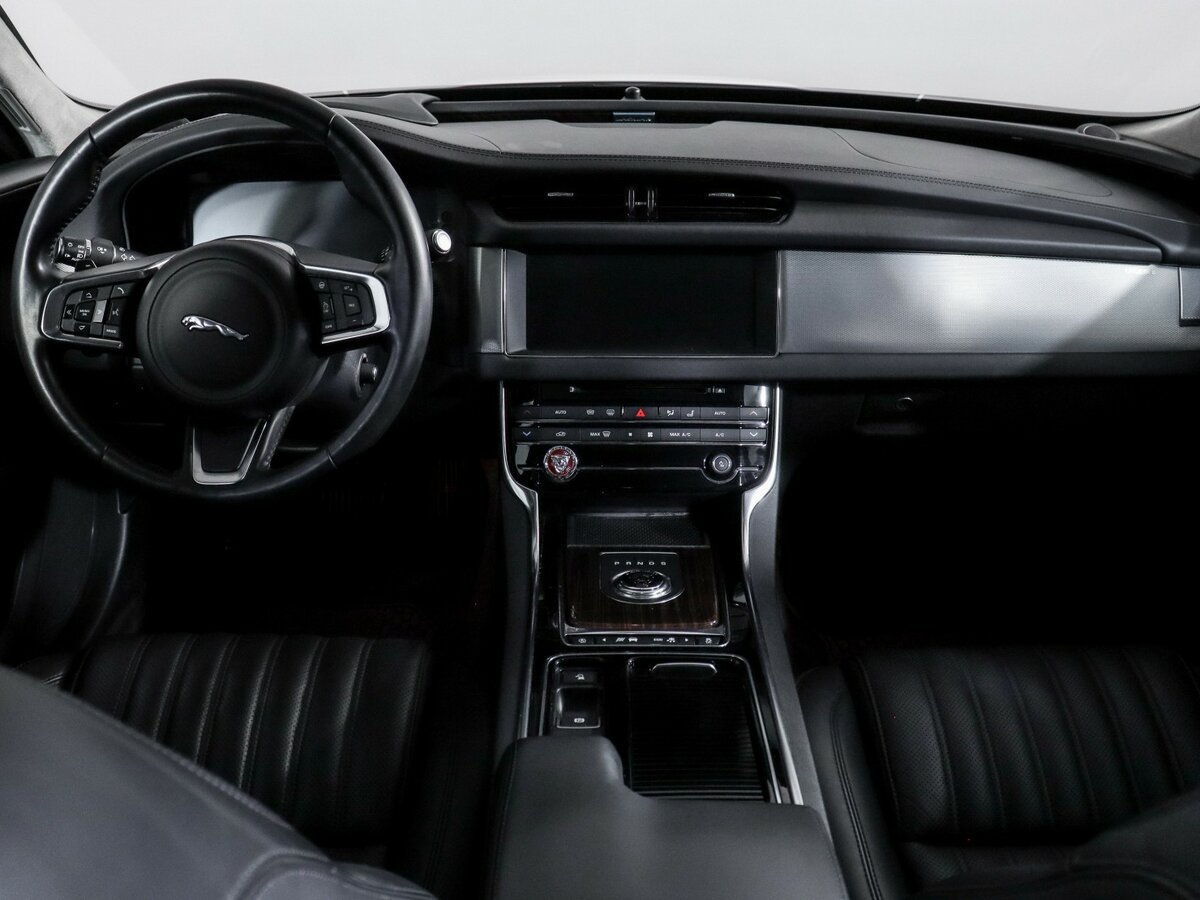 Купить Jaguar XF II, 2018, 72 632 км, фото №10