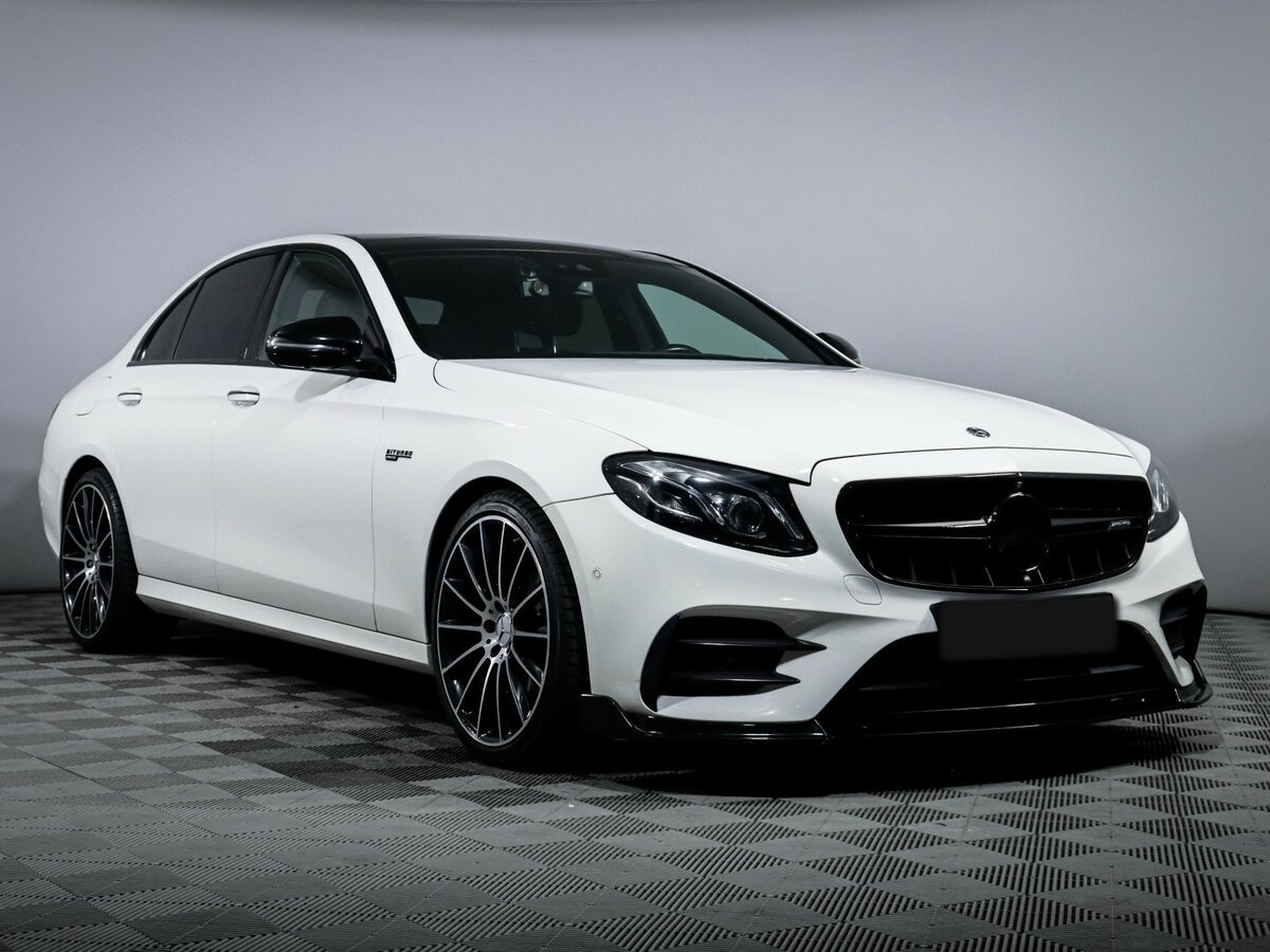 Mercedes-Benz E-Класс AMG