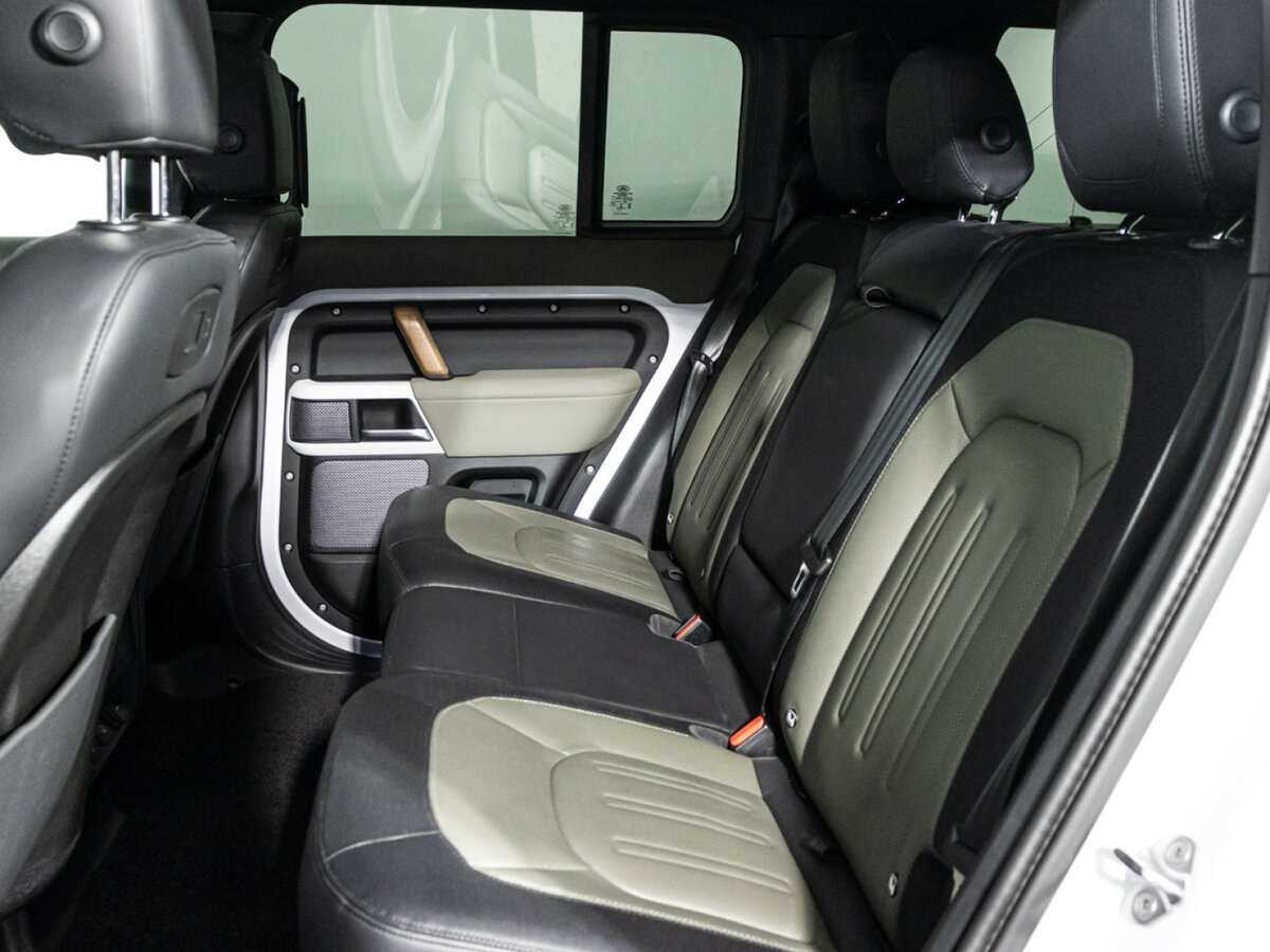 Купить Land Rover Defender 110 II, 2020, 83 607 км, фото №8