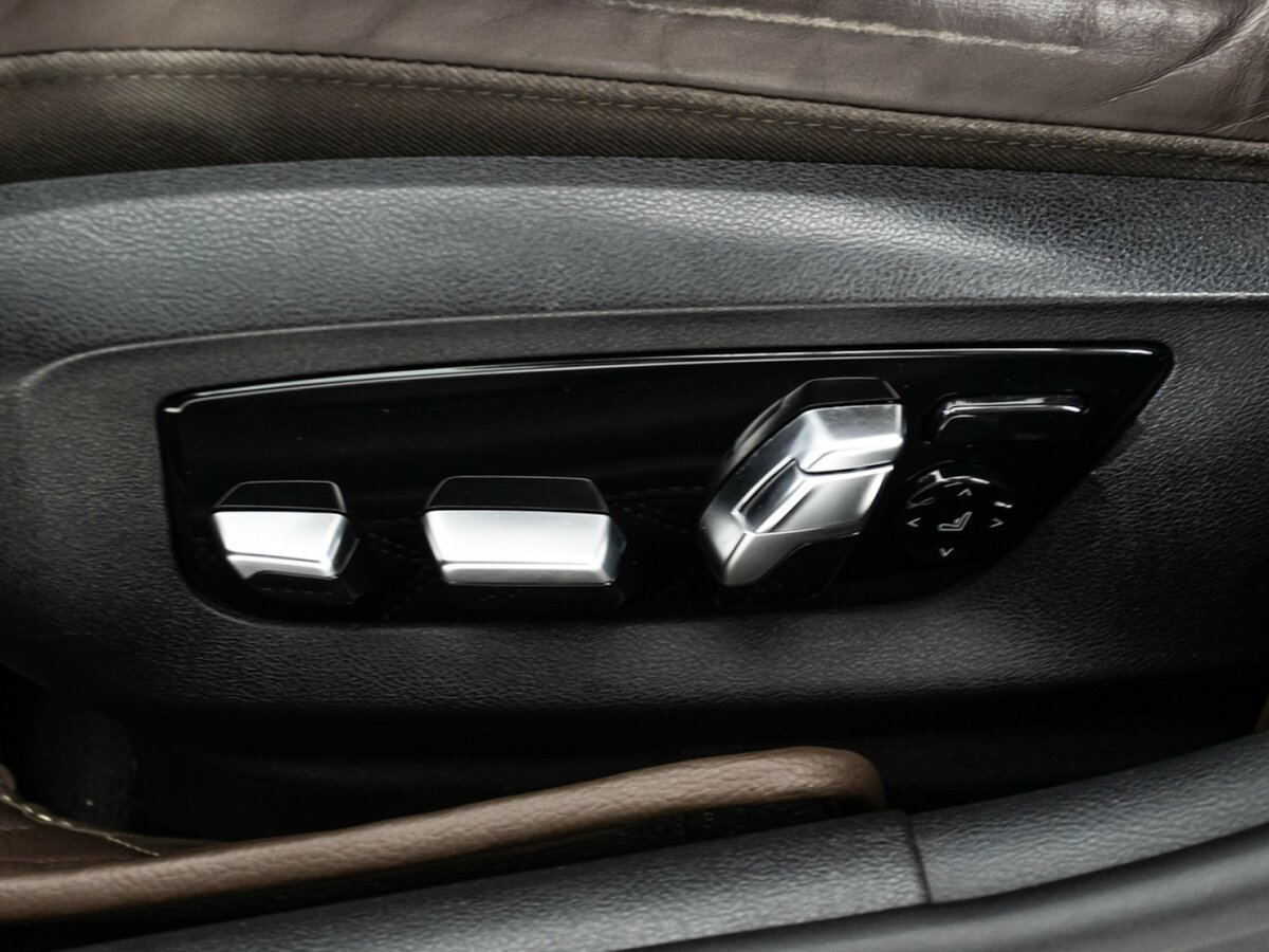 Купить BMW 5 серии 520d VII (G30/G31), 2019, 140 857 км, фото №16