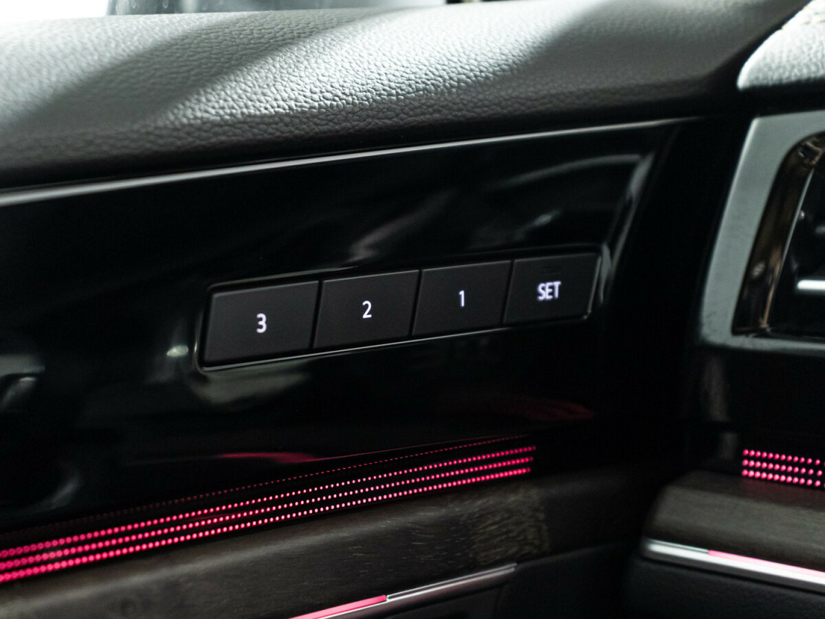 Купить Volkswagen Touareg III, 2019, 108 829 км, фото №20