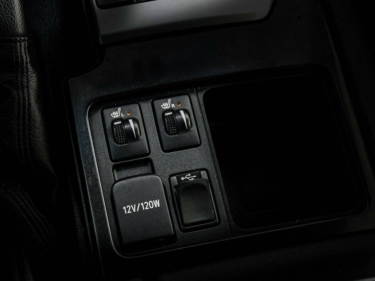 Купить Toyota Land Cruiser Prado 150 Series Рестайлинг 1, 2015, 199 000 км, фото №16