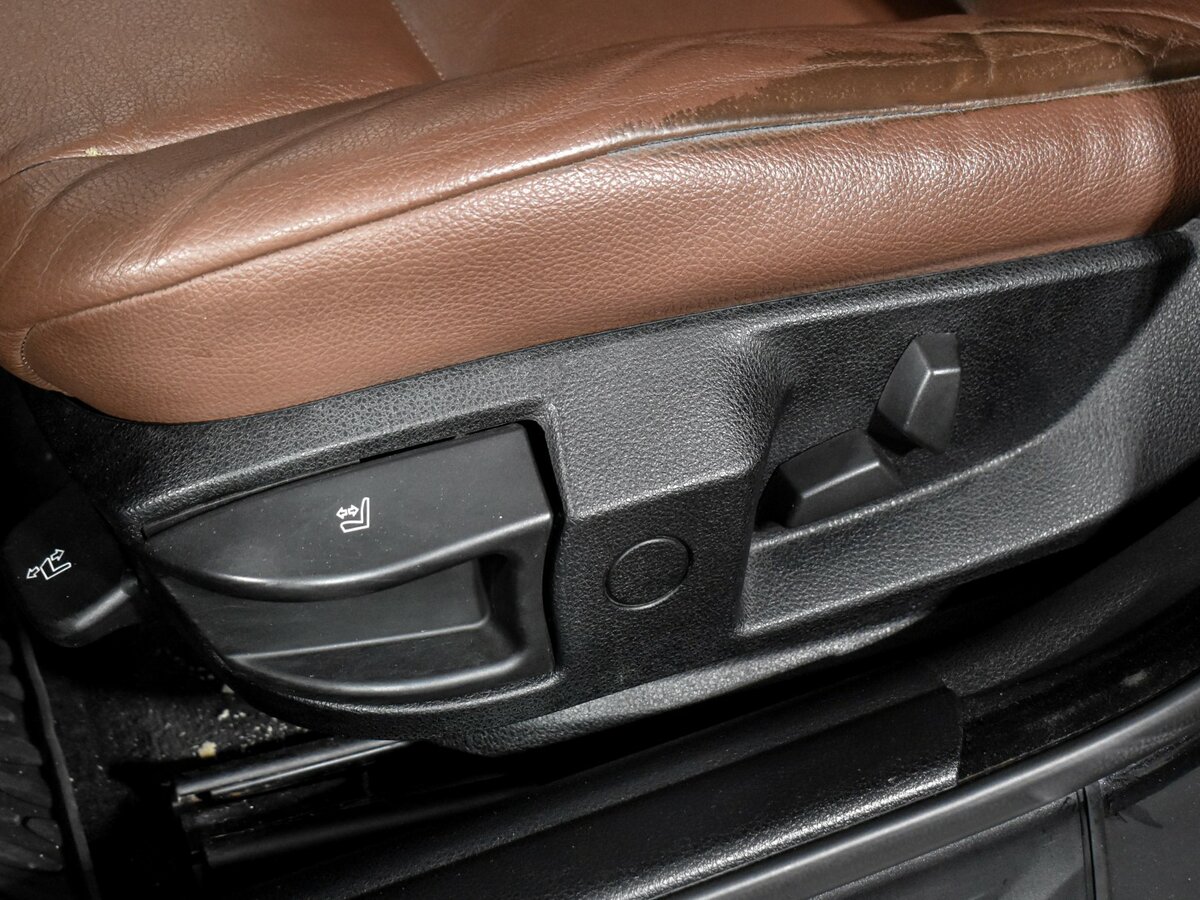 Купить BMW 5 серии 520d VI (F10/F11/F07), 2011, 248 609 км, фото №8