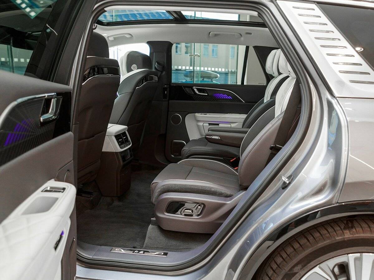 Купить Hongqi E-HS9 99 kWh, 2022, 10 км, фото №21