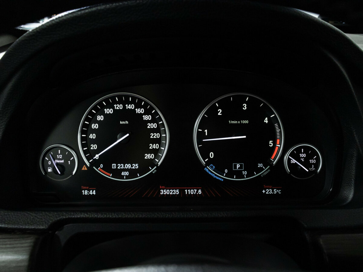 Купить BMW 5 серии Gran Turismo 530d xDrive VI (F10/F11/F07), 2011, 350 233 км, фото №12