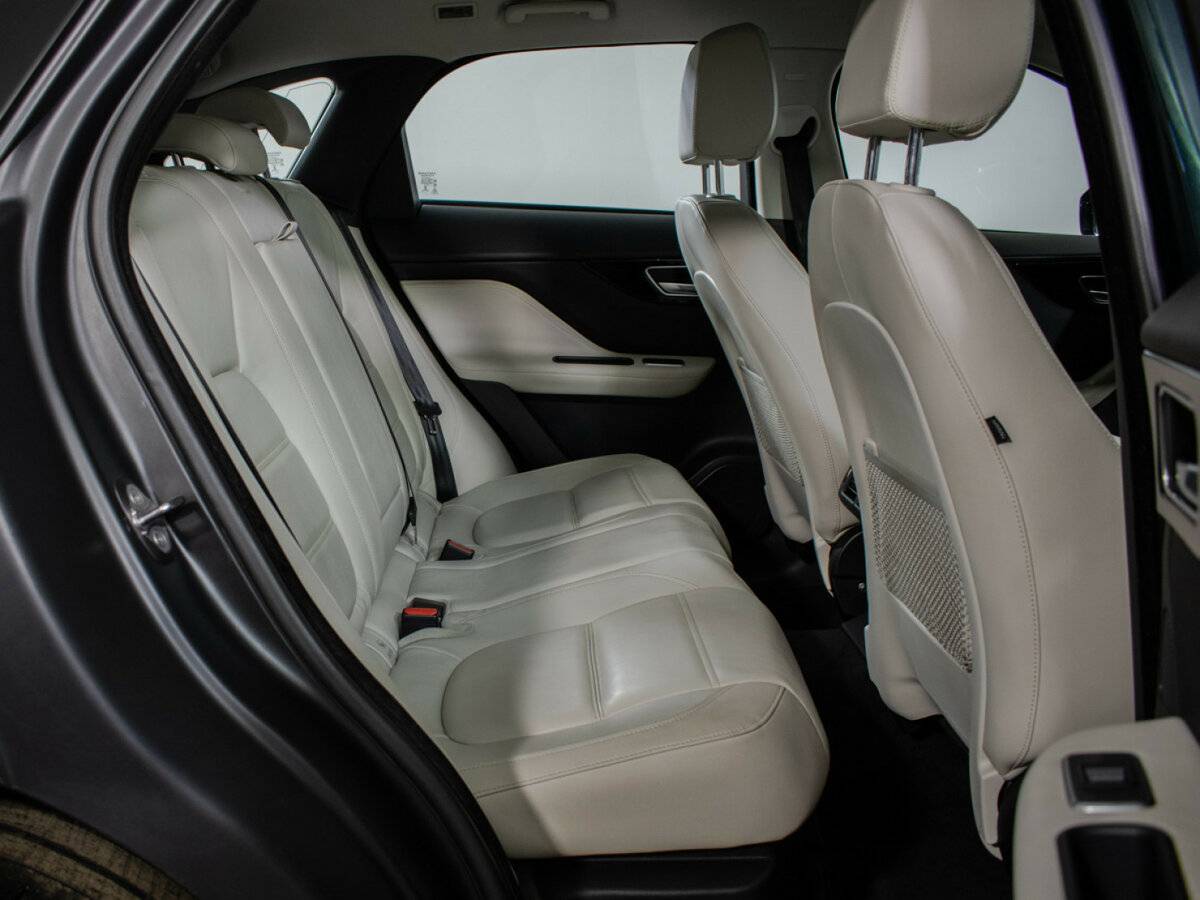 Купить Jaguar F-Pace I, 2017, 108 000 км, фото №10