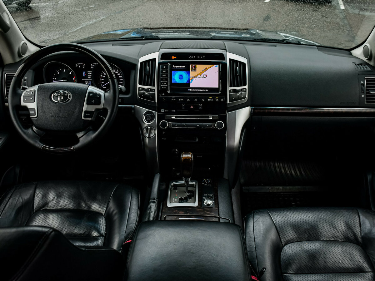 Купить Toyota Land Cruiser 200 Series Рестайлинг 1, 2012, 259 212 км, фото №11