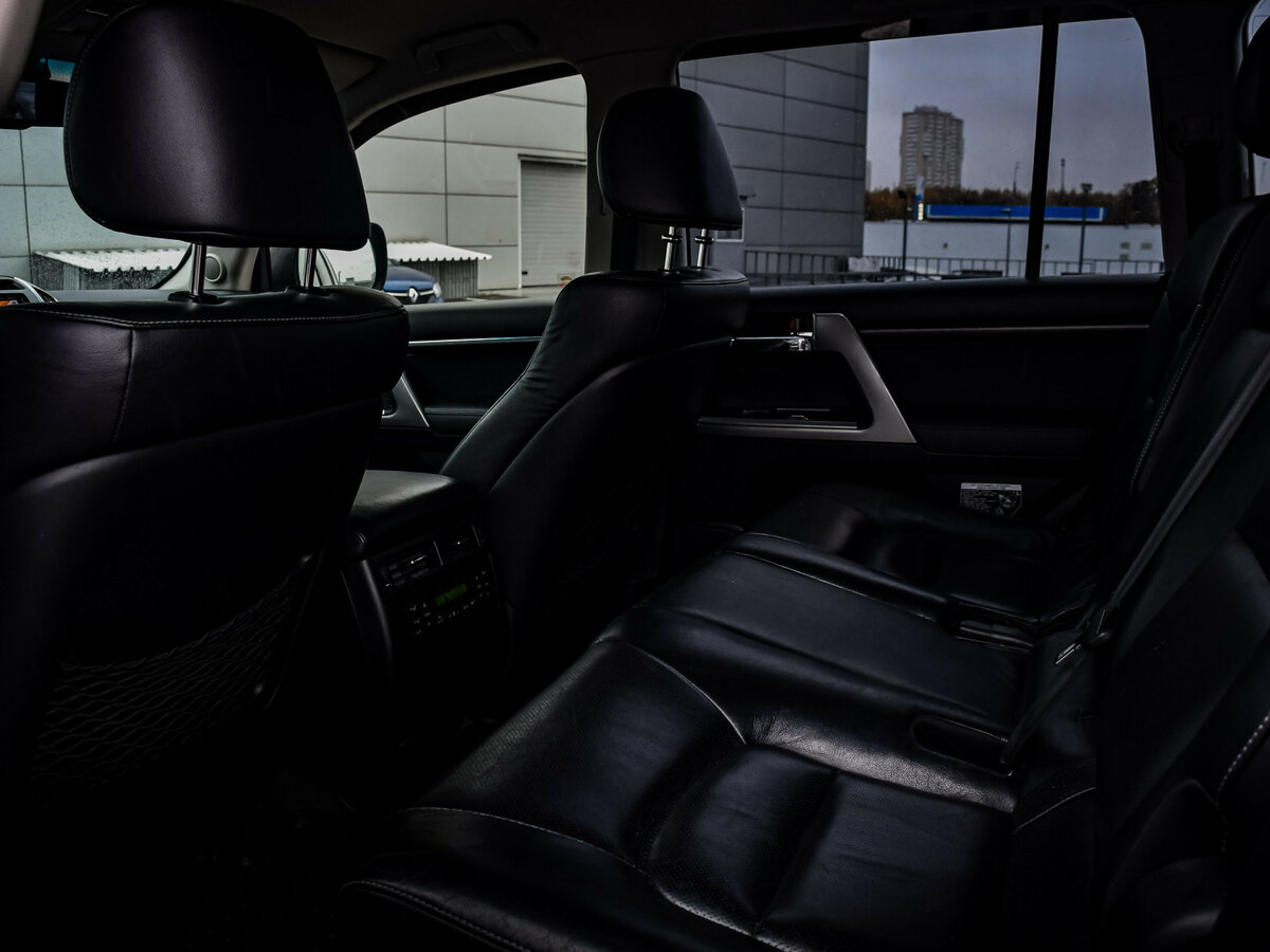 Купить Toyota Land Cruiser 200 Series Рестайлинг 1, 2012, 259 212 км, фото №13