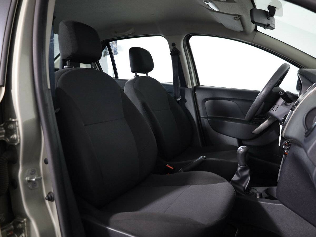 Купить Renault Logan II, 2015, 151 425 км, фото №12